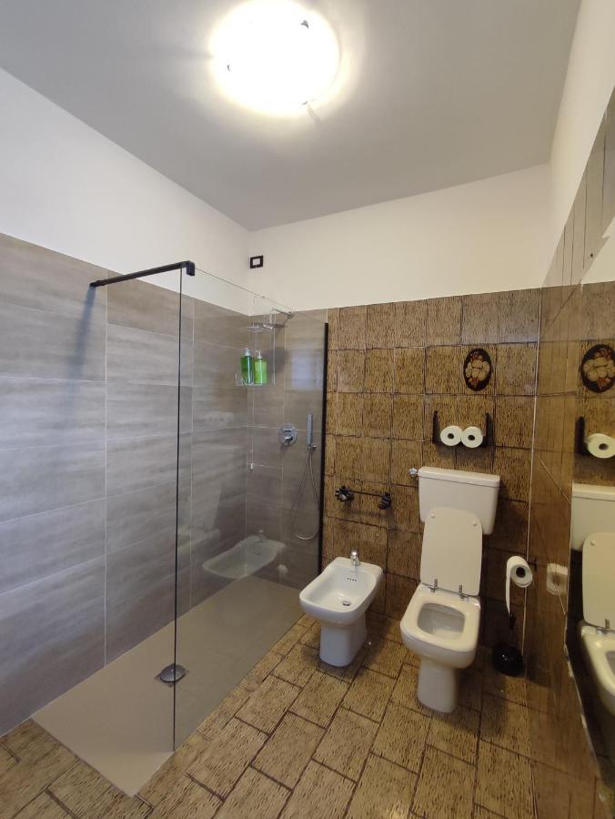 Ca Di Me Villa La Morra Luaran gambar